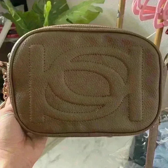 Bebe Tan Handbag Crossbody - New - Picture 7 of 7